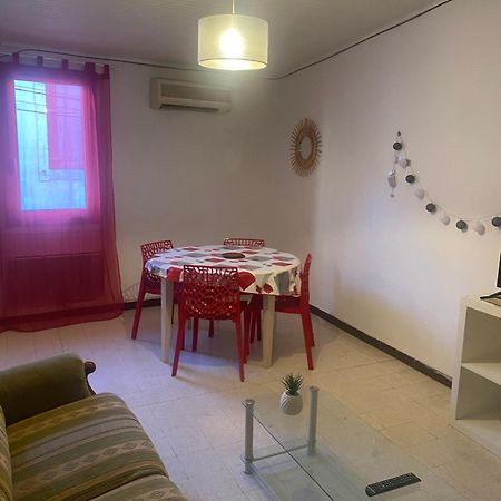 Maison De Ville Proche Mer, En Camargue Sur Le Chemin De Saint Jacques De Compostelle, Clim Reversible Вовер Екстериор снимка