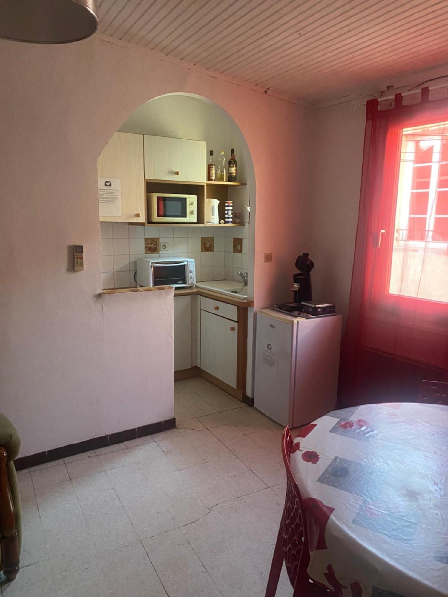 Maison De Ville Proche Mer, En Camargue Sur Le Chemin De Saint Jacques De Compostelle, Clim Reversible Вовер Екстериор снимка